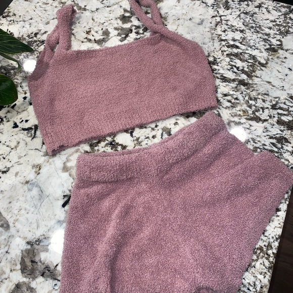 2 Piece Set - Picture 3 of 5